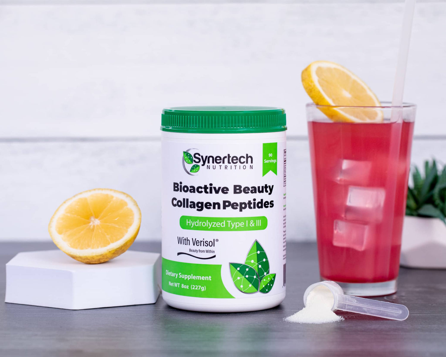 Bioactive Beauty Collagen Peptides ruby red juice and lemon